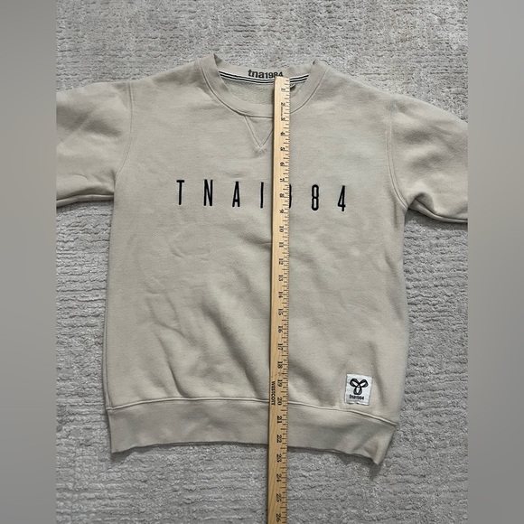 Aritzia TNA 1994 Crewneck Sweatshirt - Picture 6 of 10